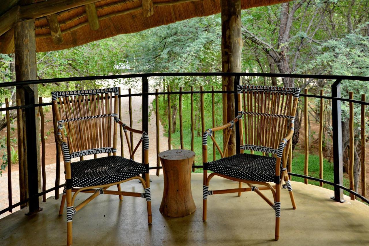 Tambuti Lodge ピラネスバーグ エクステリア 写真