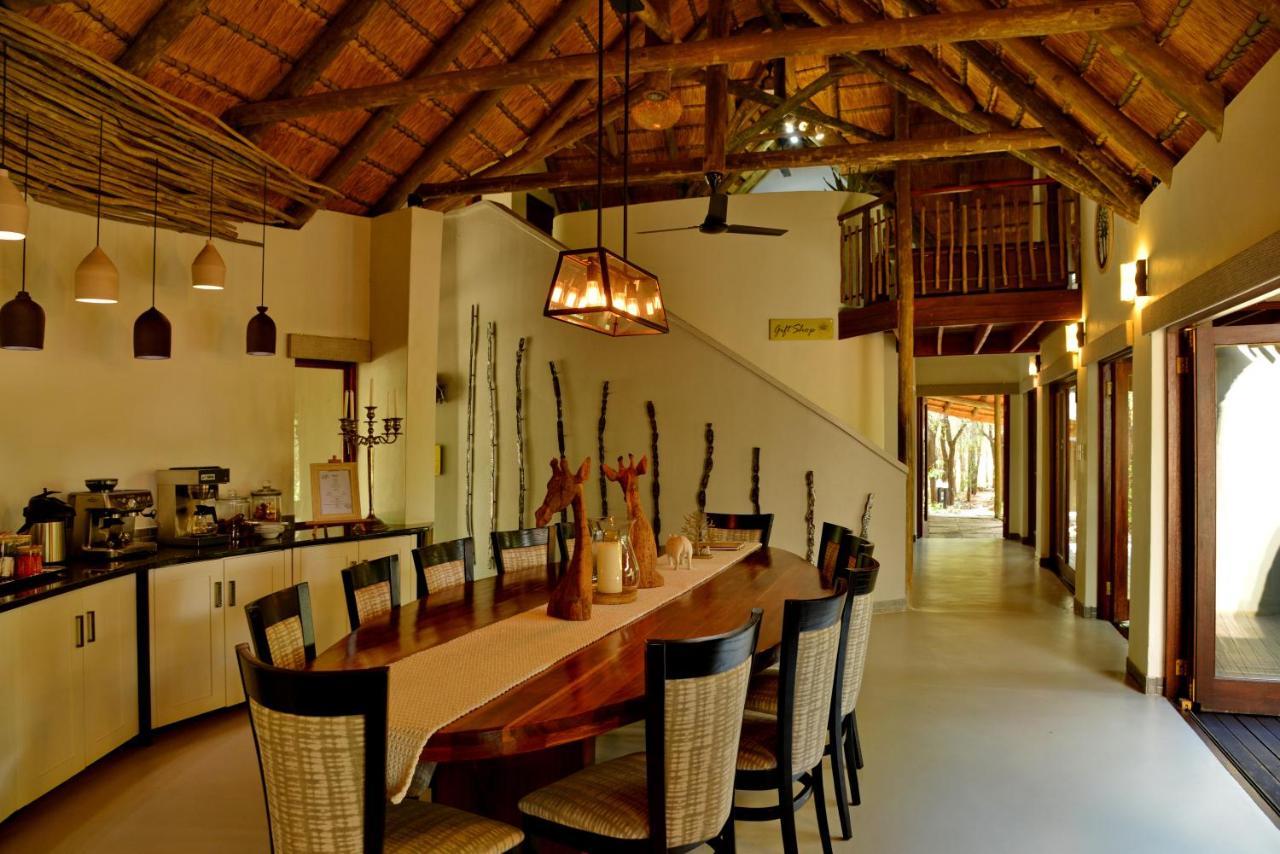 Tambuti Lodge ピラネスバーグ エクステリア 写真