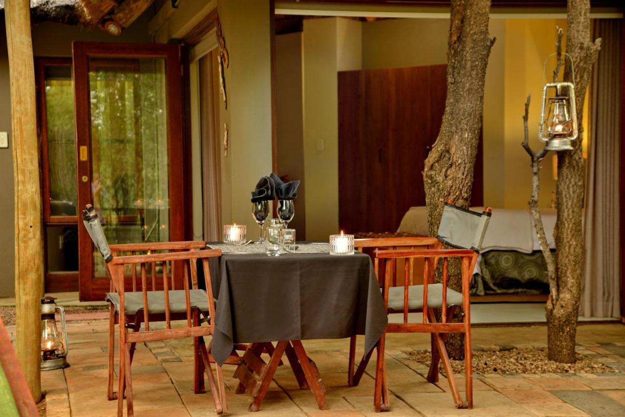 Tambuti Lodge ピラネスバーグ エクステリア 写真