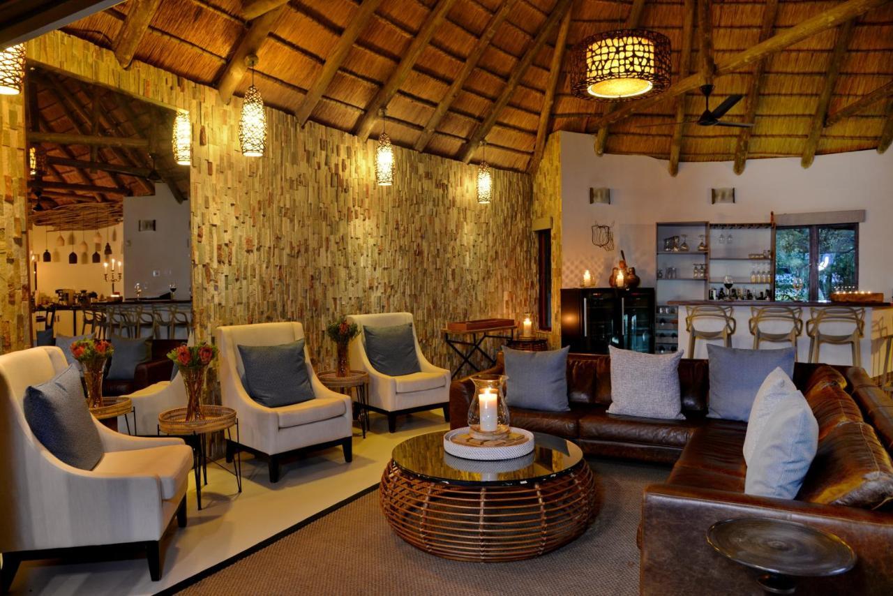 Tambuti Lodge ピラネスバーグ エクステリア 写真